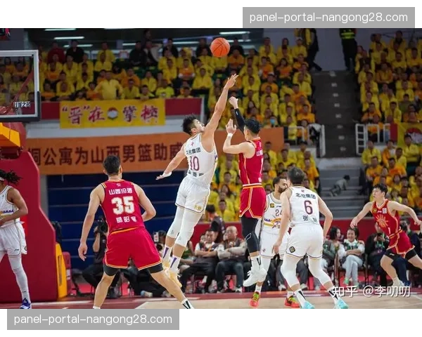 深度调查:CBA联赛商业开发新阶段,版权与赞助双轮驱动 深度调查:CBA联赛商业开发新阶段,版权与赞助双轮驱动